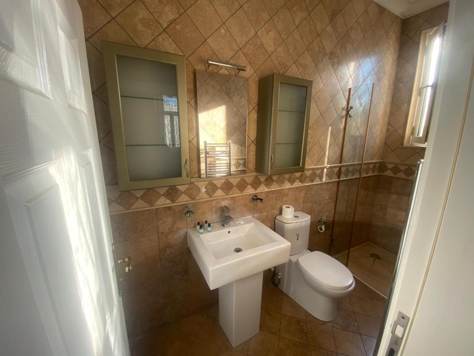 Lord'S Residence Boutique Hotel Kyrenia  Exteriör bild
