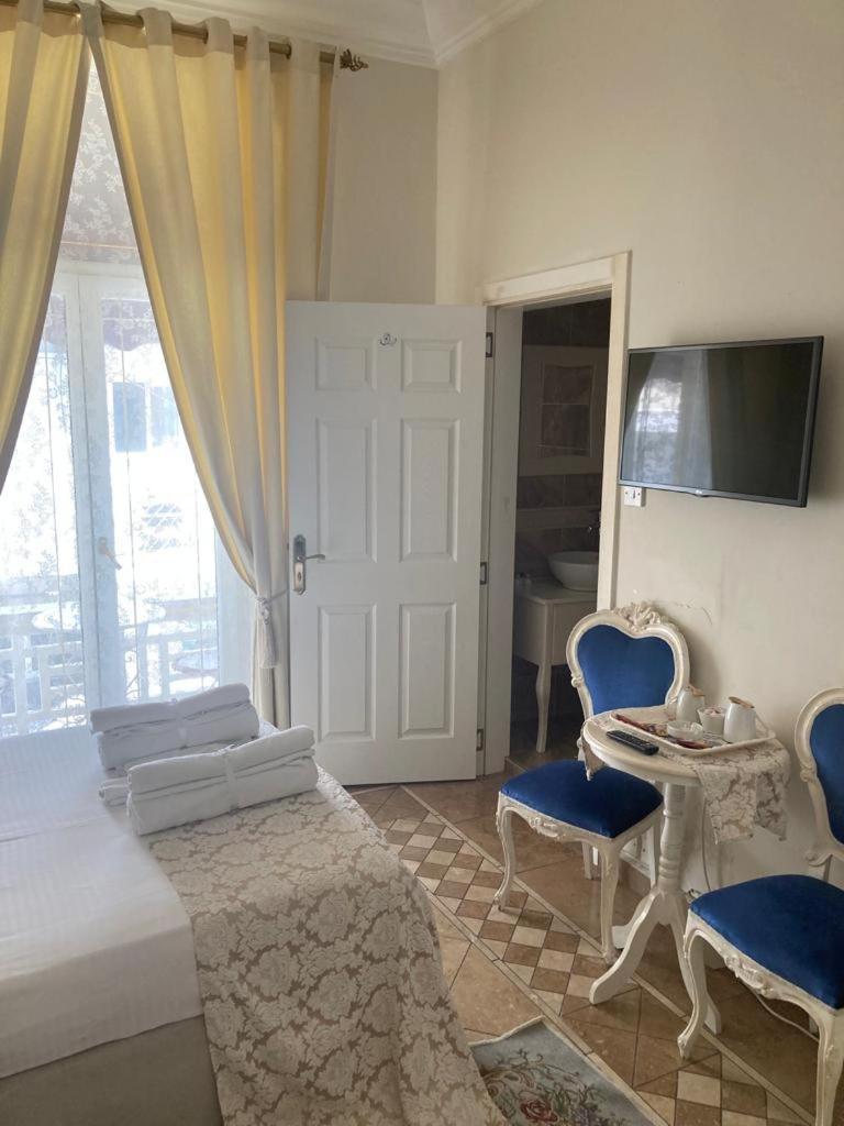 Lord'S Residence Boutique Hotel Kyrenia  Exteriör bild