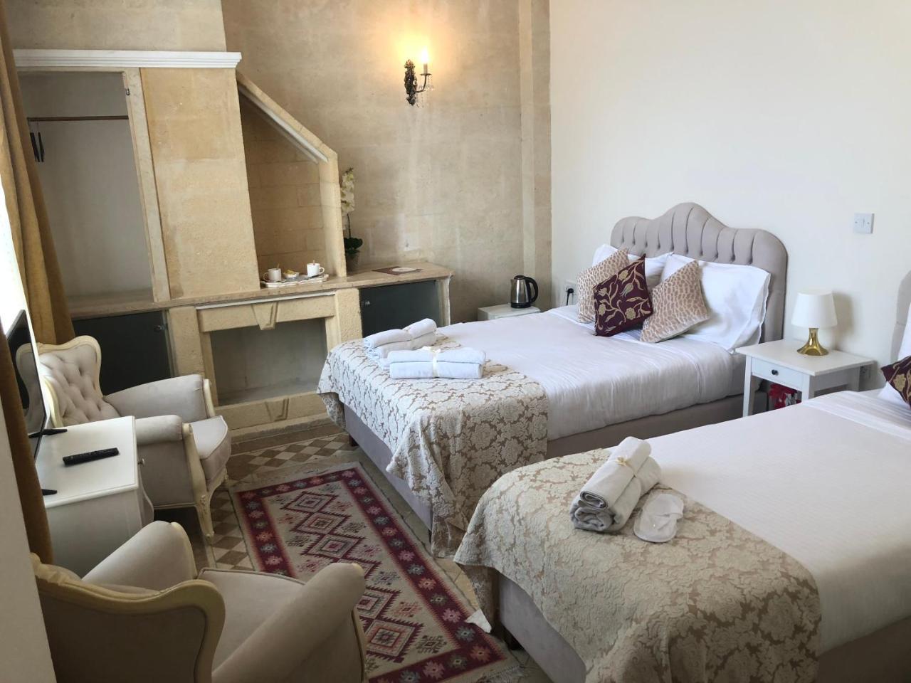 Lord'S Residence Boutique Hotel Kyrenia  Exteriör bild